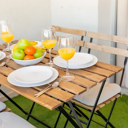 Apartament Totally Upgraded At Benal Benalmádena